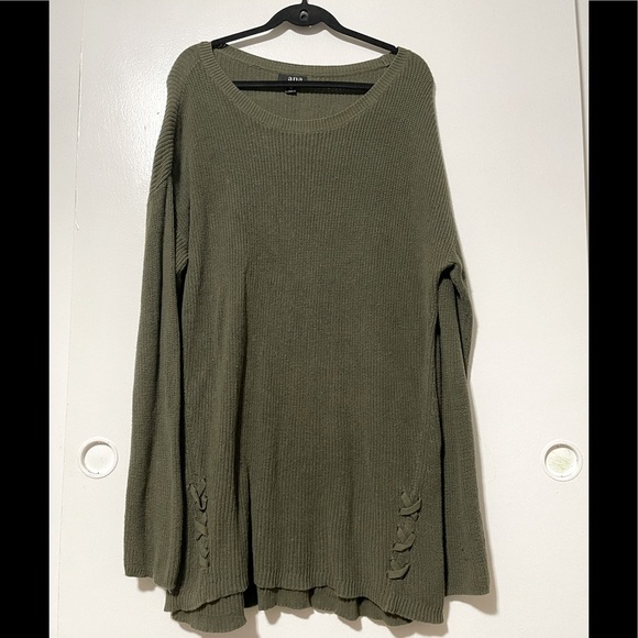 a.n.a olive green knit top - Picture 1 of 3